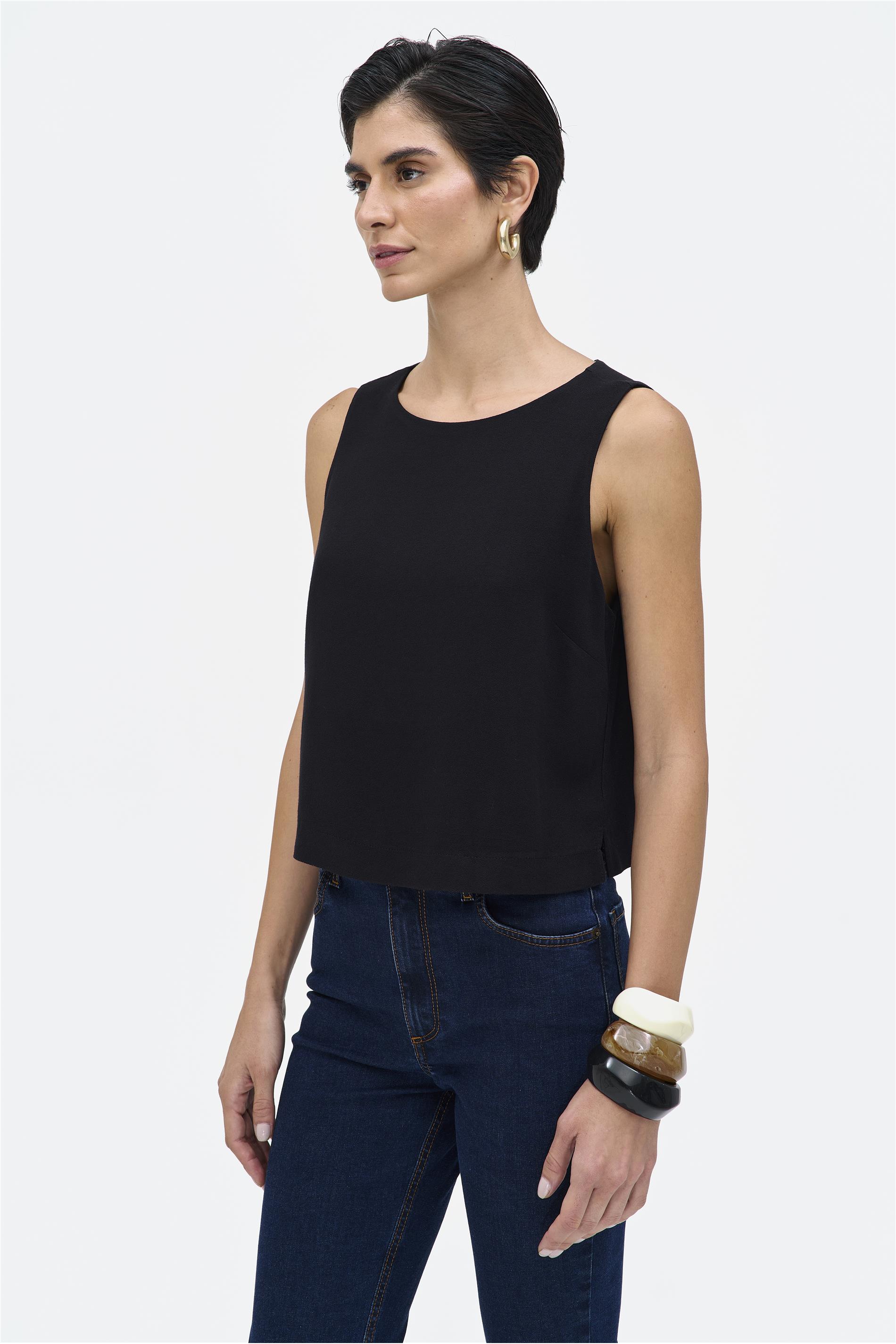 Blusa de Viscose Solta sem Mangas